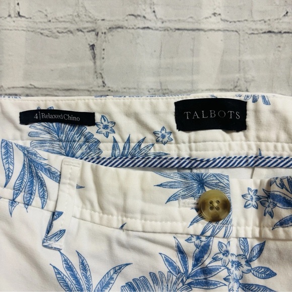 TALBOTS Relaxed Chino Ankle Pant in Ditsy Palm Print Blue White Size 4 - Picture 2 of 12